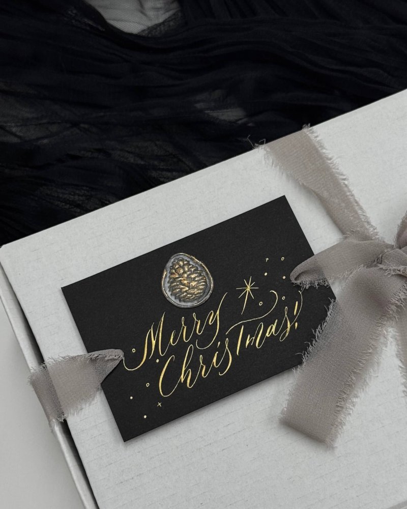 Custom-Gift - Roey-Tang-Hong-Kong-Engraver-Calligrapher-Artist